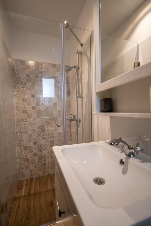 Apartmani Mara Pakoštane Exterior foto